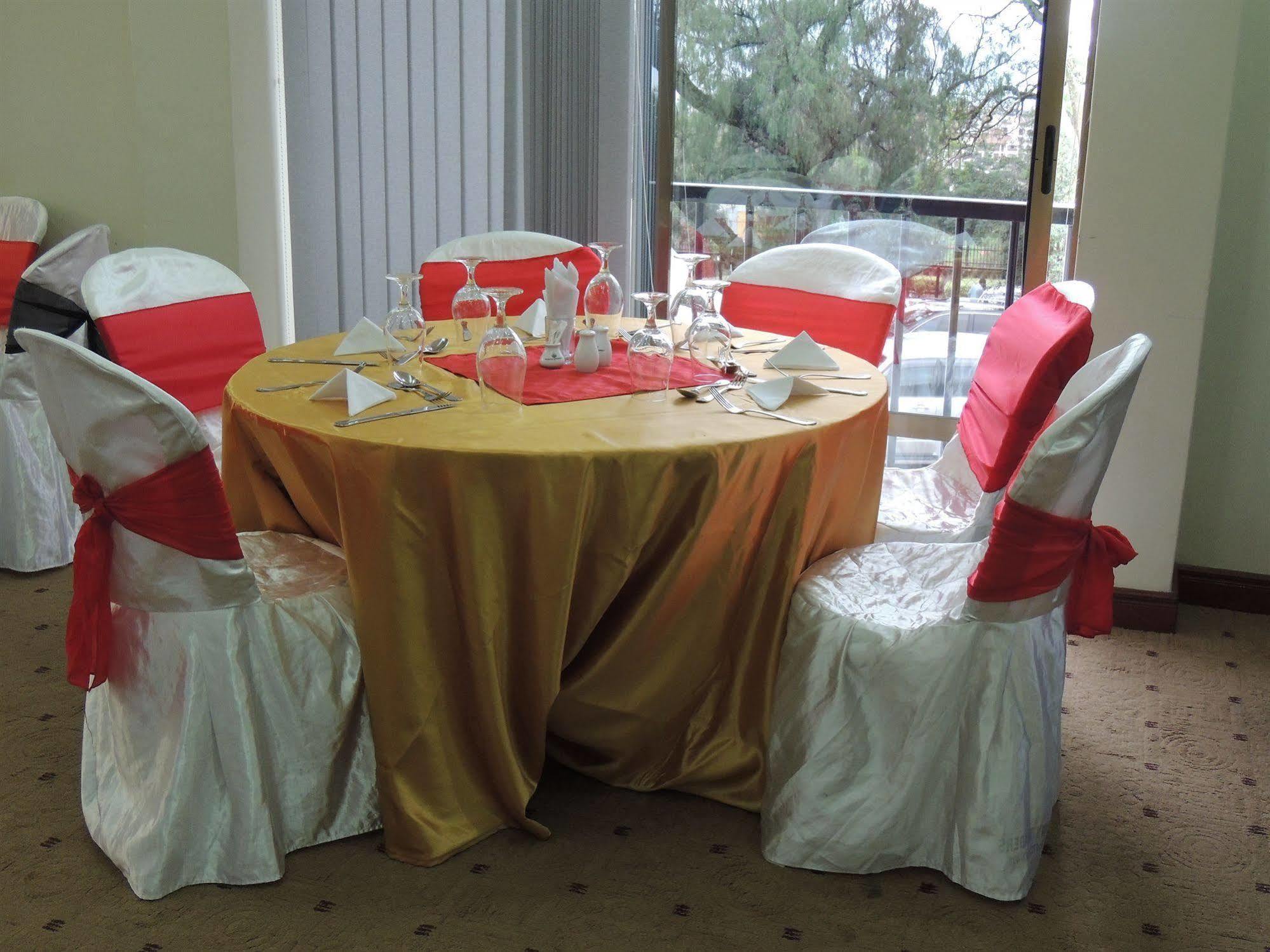 Nairobi Upperhill Hotel Exteriör bild